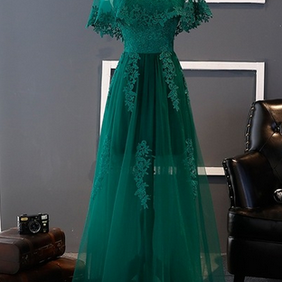 Green Long Lace Prom Dresses For Girls With Jacket..