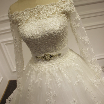 High Quality Custom Made Vintage Lace Wedding..