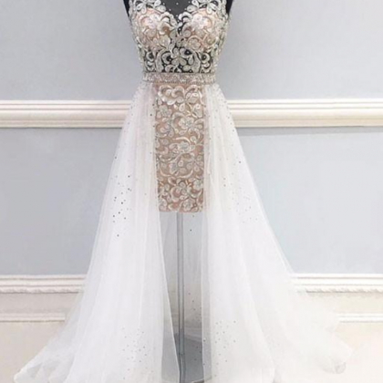Unique White Round Neck Tulle Short Wedding Dress