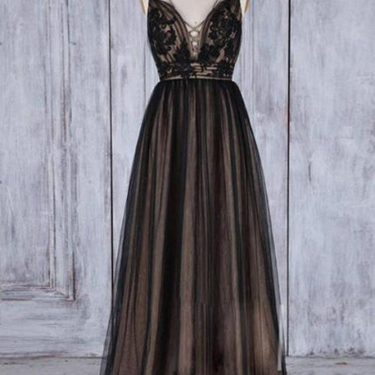 Chic Black Long Straps Tulle A Line Prom..
