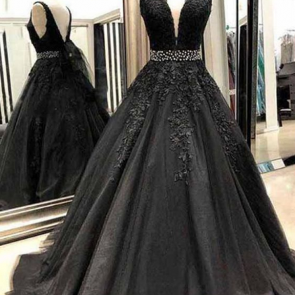 Black Appliques Prom Dress With Beaded Waist, A..