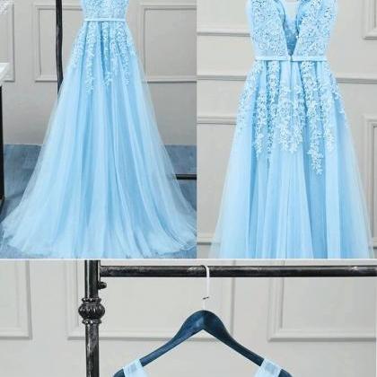 V-neckline Tulle Bridesmaid Dress, A-line Prom..