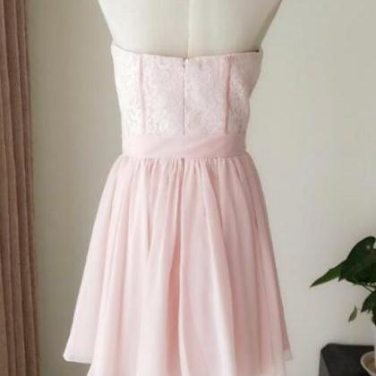 Lace And Chiffon Sweetheart Short Wedding Party..