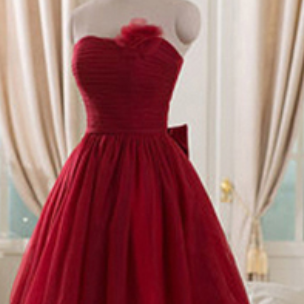 Trendy Burgundy Bridesmaid Dresses With Tulle..