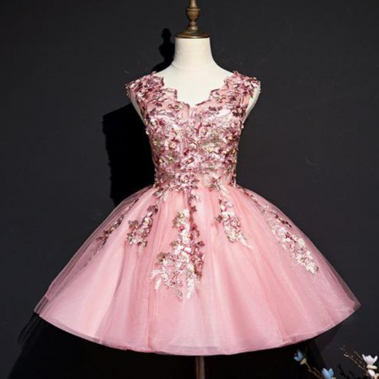 Homecoming Dresses Beautiful Pink Tulle Flowers..