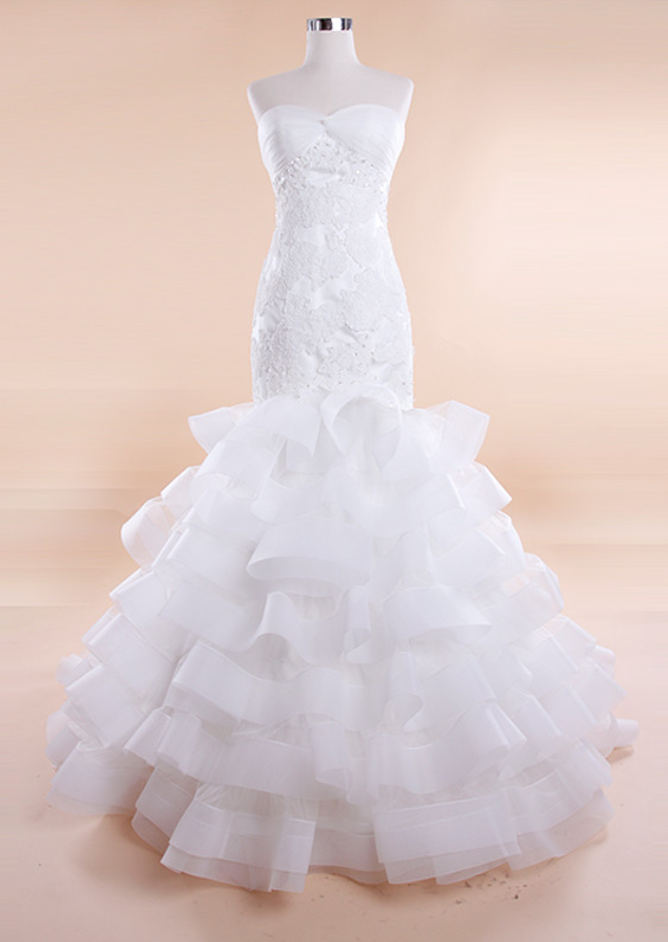 Strapless Sweetheart Mermaid Wedding Dress With Lace Appliqu And Ruffled  Layered Skirt on Luulla