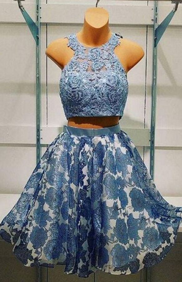 Stylish A-line Two-piece Lace Short Homecoming/prom Dress