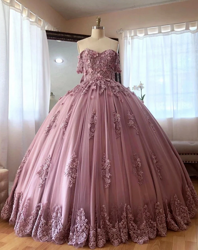 Ball Gown Off The Shoulder Tulle Quinceanera Dress With Lace