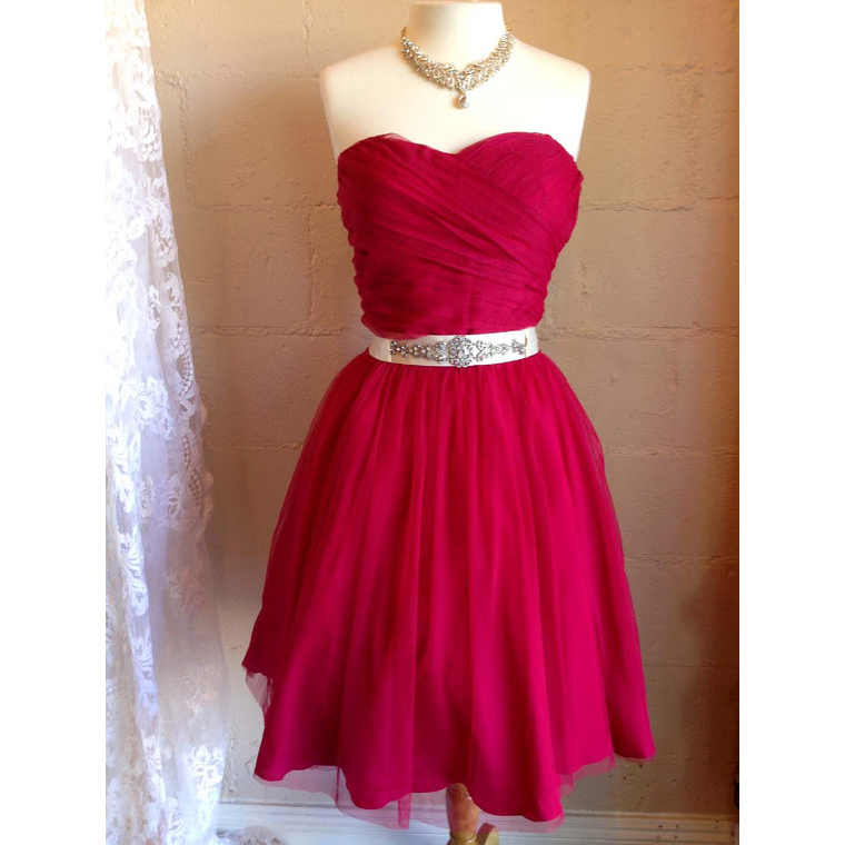 Amazing Sweetheart Red Bridesmaid Dresses, Short A-line Bridesmaid Dresses, Mini Bridesmaid Dresses With Beaded Belt