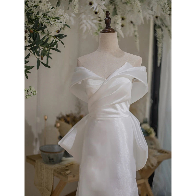 Light Wedding Dress Simple Satin Yarn Fishtail One-shoulder Bridal Gown Dress