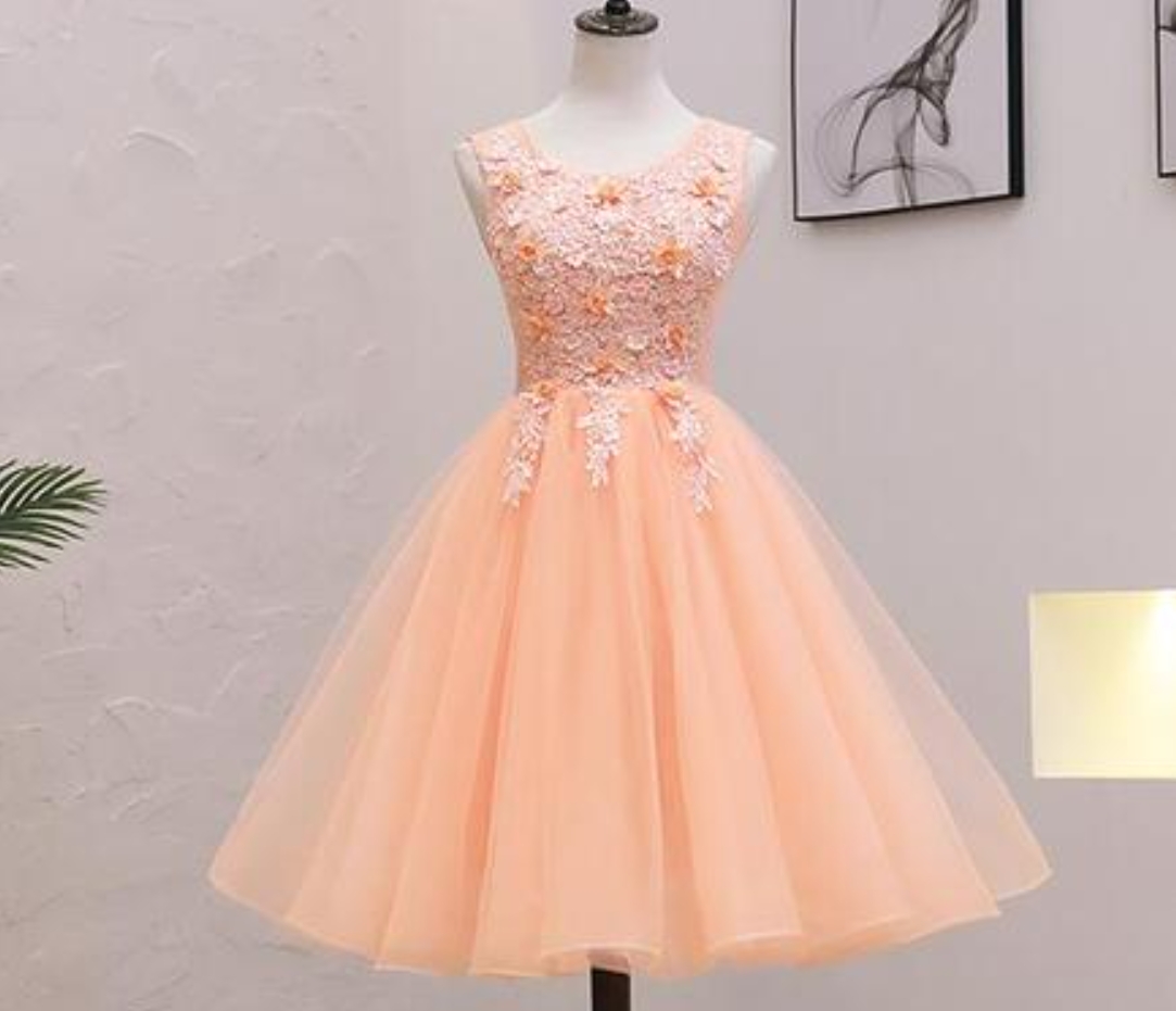Homecoming Dresses,cute Pink Floral And Lace Applique Round Neck Party Short Dresses