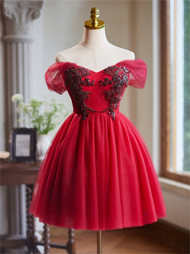 A-line Off Shoulder V Neck Tulle Burgundy Short Cocktail Dress With Beads  2025 on Luulla