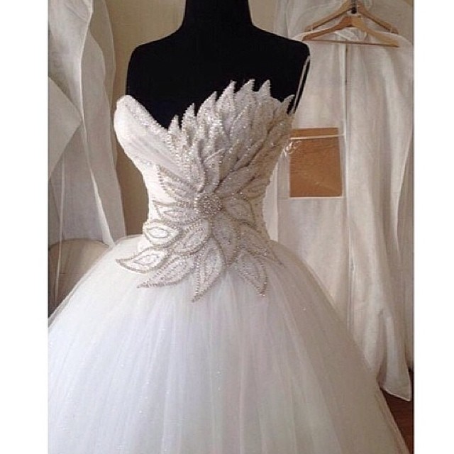 Prom Dresses,evening Dress,wedding Dresses, Wedding Gown,elegant Pearl Beaded Sweetheart Peacock Wedding Dresses Ball Gowns 2017