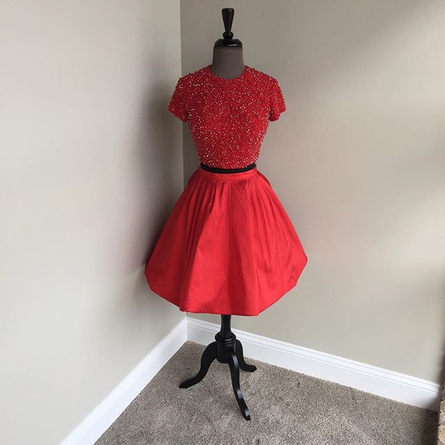 Prom Dresses,evening Dress,two Piece Homecoming Dresses,short Sleeves Prom Dress,beaded Cocktail Dress,red Homecoming Dresses,sparkly Dress,short