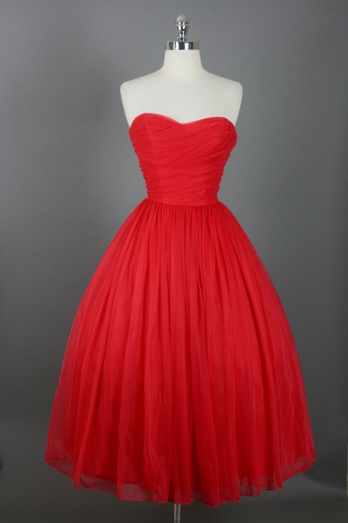 Prom Dresses,knee Length Prom Dresses,red Prom Gown,vintage Prom Gowns,elegant Evening Dress, Evening Gowns,simple Party Gowns,modest Bridesmaid
