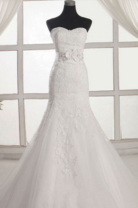Floral Lace Appliqués Sweetheart Floor Length Tulle Mermaid Wedding Dress