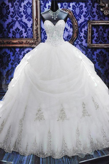 Elegant Organza Sweetheart Neckline Basque Waistline Ball Gown Wedding Dress With Embroidery & Rhinestones