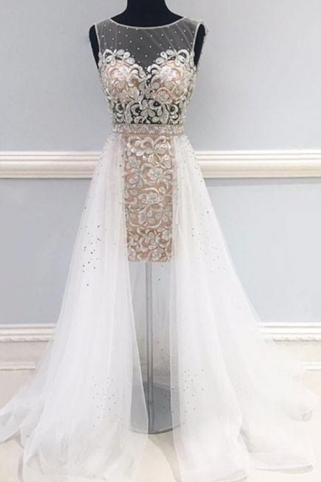 Unique White Round Neck Tulle Short Wedding Dress