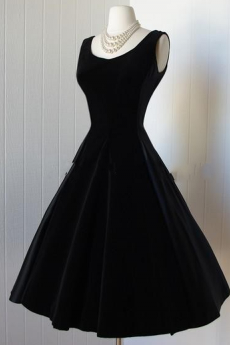 Delicate Black Satin Homecoming Dresses 2018 Scoop Backless Little Black Dresses Vintage 1950s Dress Cocktail Party Dress With Bows
