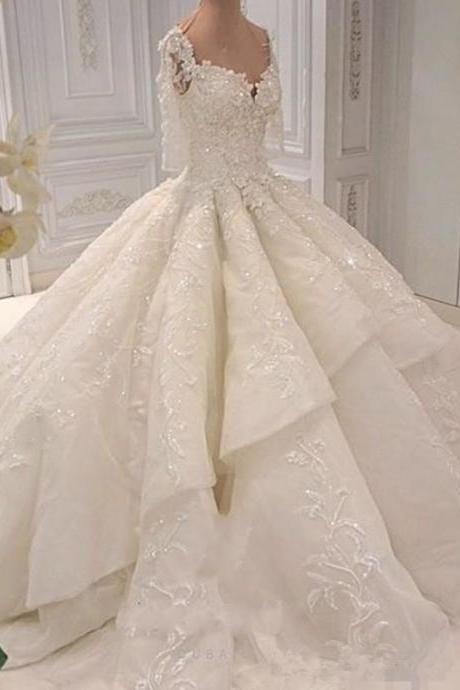 Gorgeous Dubai Princess Wedding Gown Crystal Beads Lace Applique 3/4 Long Sleeve Wedding Dress Glamorous Sweetheart Ball Gown Bridal Dresses