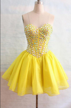 Sweetheart Yellow Homecoming Dresses With Beading,corset Short Cocktail Dresses
