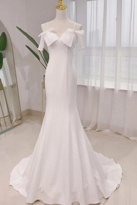 Temperament fishtail wedding dress bride new halter light yarn niche high-end out of doors yarn simple satin dress 