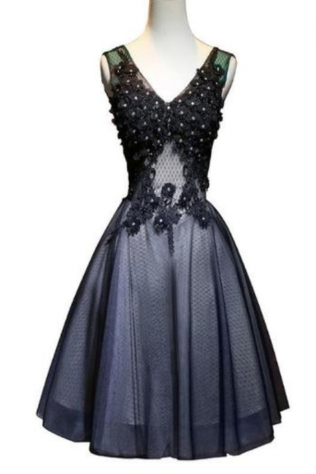 Homecoming Dresses,black V-neckline Tulle With Lace Applique Party Dress
