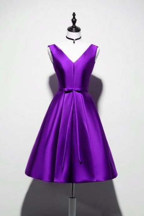 Homecoming Dresses,elegant V-neckline Satin Purple Short Prom Dress