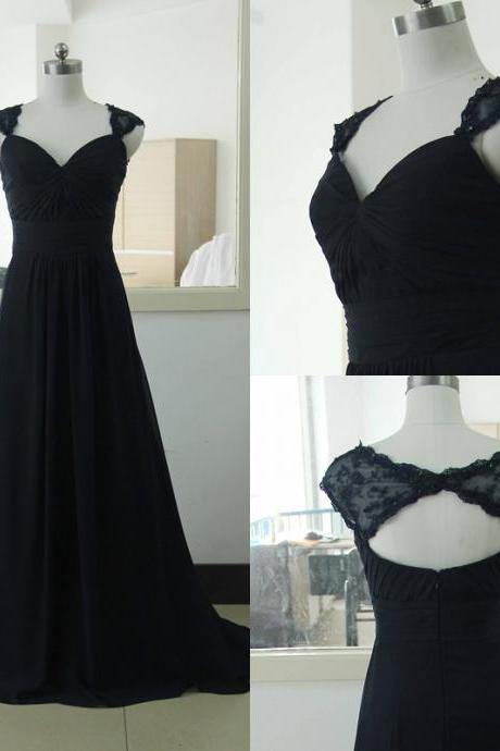 Prom Dresses,Evening Dress,Party Dresses,Black Prom Dresses,A Line Prom Dress,Prom Dress,Lace Prom Dresses,2017 Formal Gown,Evening Gowns,Lace Party Dress,Vintage Prom Gown For Teens
