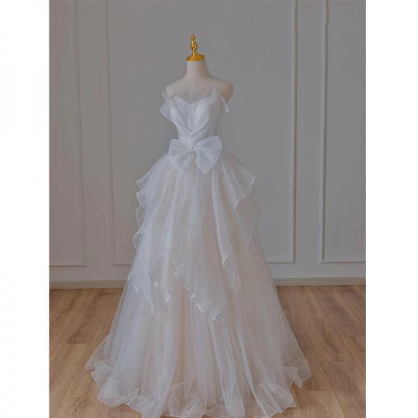 Brassiere light wedding dress dream super fairy bride travel out of the door gown temperament princess wind evening dress